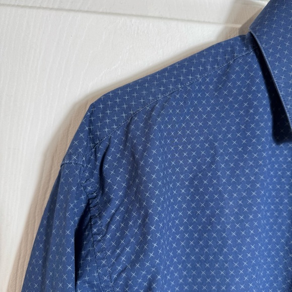 John Varvatos USA Button Down Shirt Navy Blue Printed Regular Fit Size LG - Picture 3 of 10